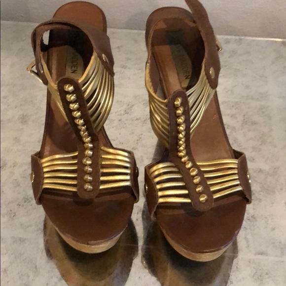 steve madden gold wedge sandals